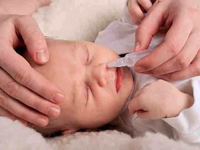 Cách trị sổ mũi cho trẻ sơ sinh đơn giản nhất mà nhiều mẹ hay quên dùng