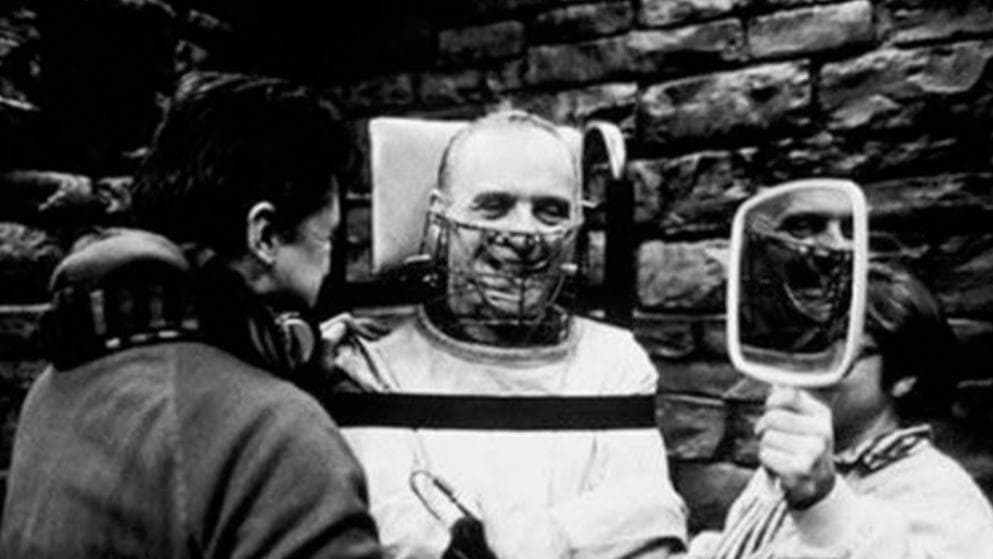 Những cảnh tưởng chừng kinh dị nhất đã diễn ra thế này! - 2