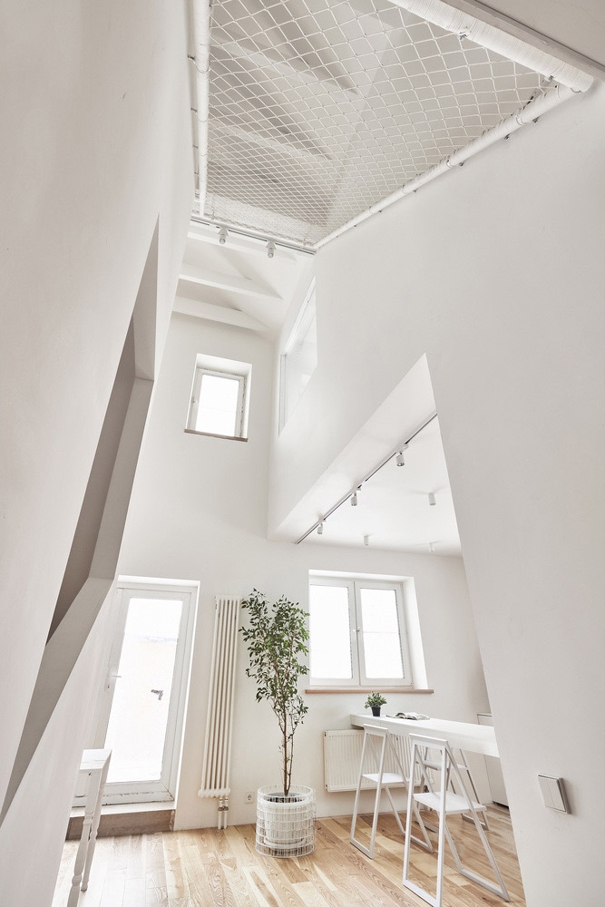 Bố mẹ nên xem ngay kiểu nhà lưới thông tầng vừa thoáng, vừa tiện trông con thế này - 3