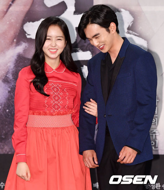 amp;#34;Em trai quốc dânamp;#34; Yoo Seung Ho amp;#34;dậy thì thành côngamp;#34; điển trai, chững chạc - 7