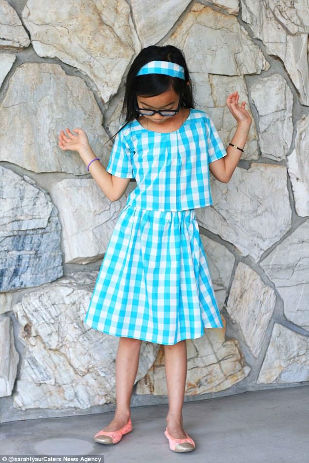 Bà mẹ 3 con amp;#34;nổi như cồnamp;#34; nhờ tài tái chế đồ cũ cho con, tiết kiệm bao tiền bạc - 2