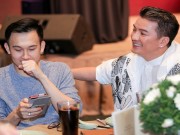 Làng sao - Đàm Vĩnh Hưng bật cười trước tin đồn cưới Dương Triệu Vũ vào ngày 15/5