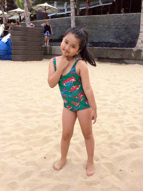 Con gái lớn phổng phao của Kim Tuyến khoác vai mẹ như hai amp;#34;chị em bạn dìamp;#34; - 5