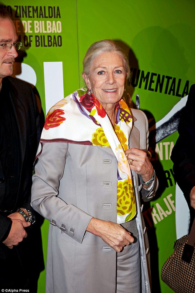 Không phải kim cương, đây mới là thứ trang sức đo đẳng cấp của sao hạng A - 1