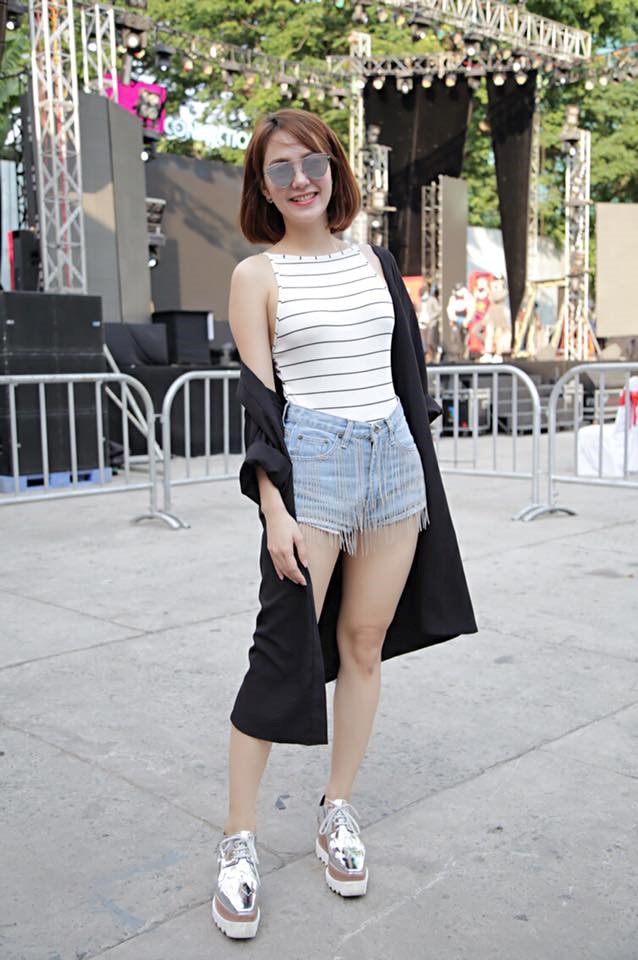 Tưởng đã qua, ai ngờ mặc bikini ra phố hot đến tận hè này! - 7