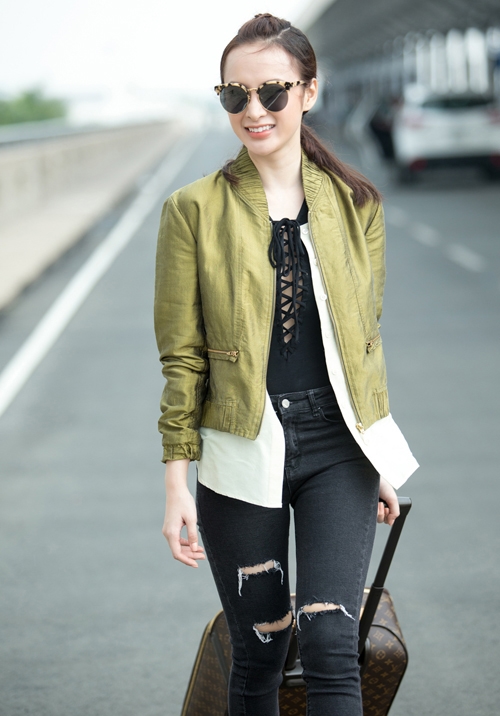 Tưởng đã qua, ai ngờ mặc bikini ra phố hot đến tận hè này! - 11