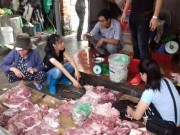 Tin tức - Nỗi lòng của người phụ nữ bị hất dầu luyn trộn chất thải vào gần 100 kg thịt lợn