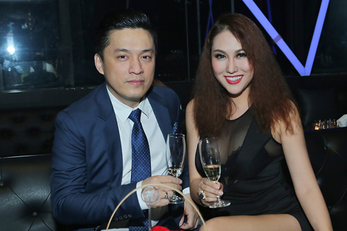 Sau 13 năm hội ngộ, Phi Thanh Vân mừng rỡ hôn Lam Trường trước mặt mọi người - 6
