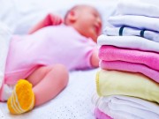 Làm mẹ - Con nhỏ mắc bệnh vì thói quen giặt quần áo sai cách, đảm bảo 90% mẹ Việt mắc phải