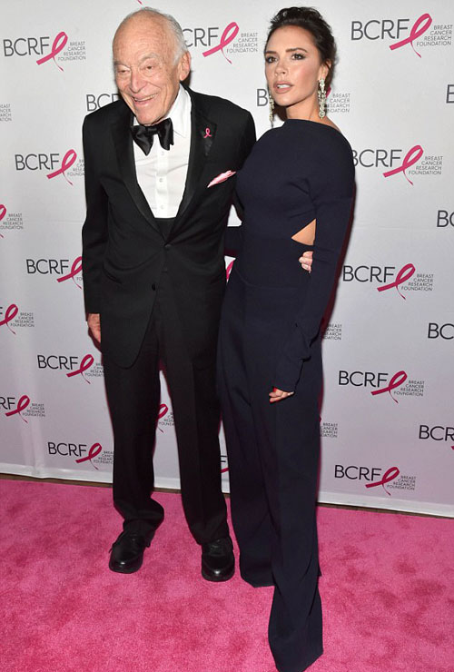 Sinh 4 con cho Beckham, Victoria vẫn thon thả và amp;#34;nhuận sắcamp;#34; - 2