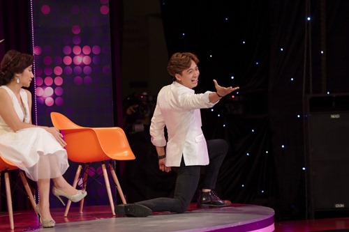 Cặp tình nhân Ngô Kiến Huy - Khổng Tú Quỳnh bất ngờ làm đám cưới trên sân khấu - 8