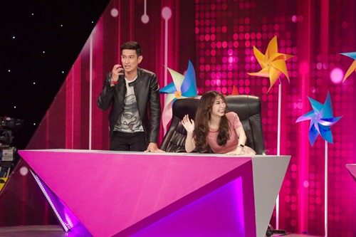 Cặp tình nhân Ngô Kiến Huy - Khổng Tú Quỳnh bất ngờ làm đám cưới trên sân khấu - 13