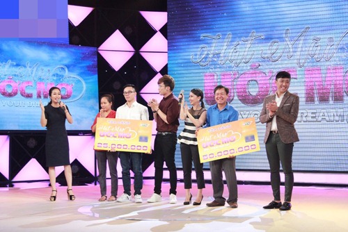 Chân dung chàng trai chỉ còn 30% thị lực khiến Trấn Thành, Cẩm Ly nể phục - 1