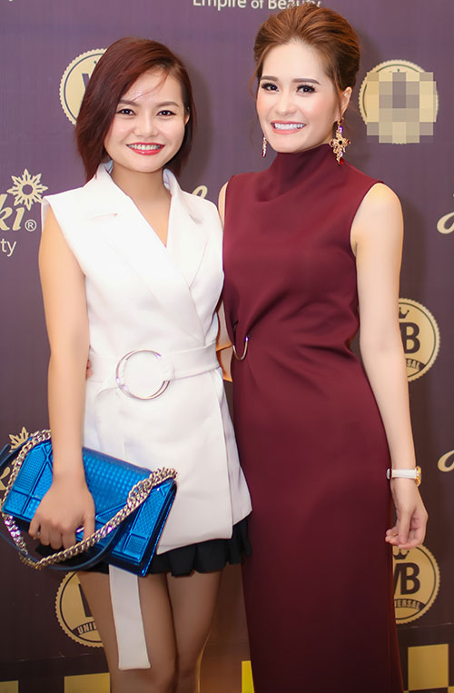 Di Băng bật khóc bên chồng vì sau 5 năm kết hôn mới tham gia một sự kiện - 1