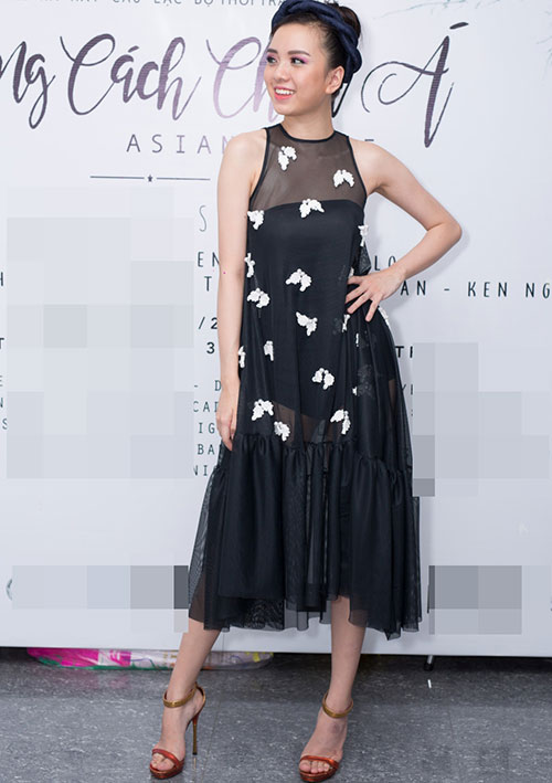 Em gái ít người biết của Vũ Hoàng Điệp lúng túng trong lần đầu tham gia showbiz - 2