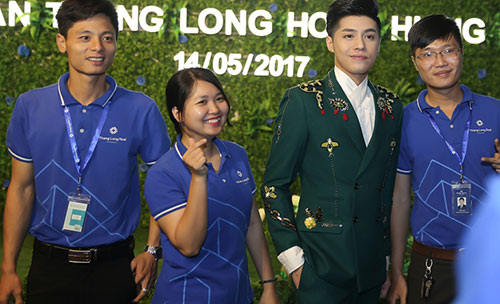Lạnh lùng, cực amp;#34;ngầuamp;#34; nhưng Noo Phước Thịnh vẫn chinh phục bao con tim - 5