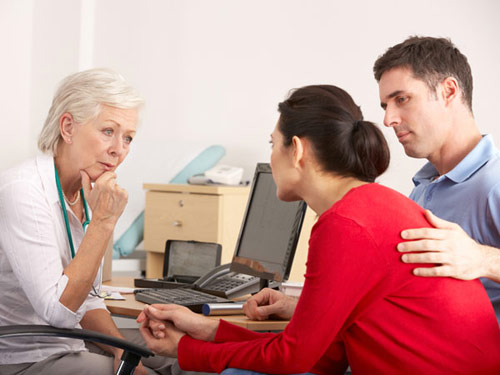 Nhắc chị em nguyên nhân và cách phòng tránh ung thư cổ tử cung amp;#39;nằm lòngamp;#39; - 2