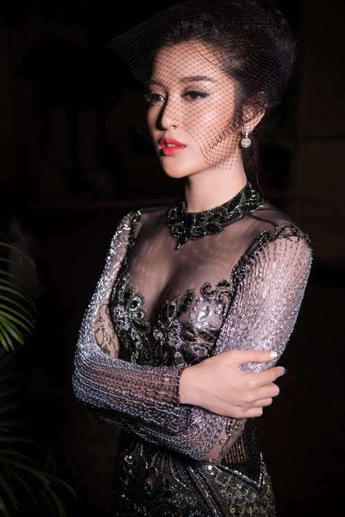 Cận cảnh chiếc váy khiến Huyền My bị tố amp;#34;thả thínhamp;#34; với bồ của bạn thân - 6