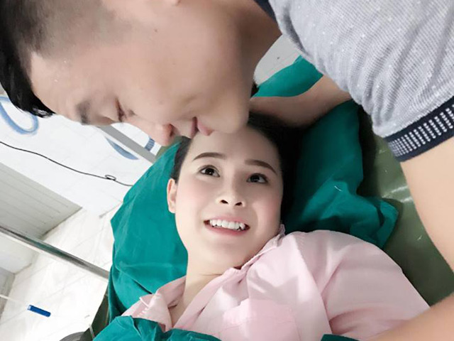 Tâm thư nịnh vợ đẻ gây bão của ông bố 3 con là chủ chuỗi nhà hàng nổi tiếng cả nước