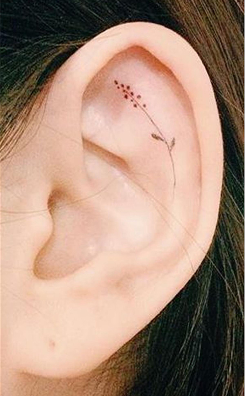 Mãn nhãn với hình xăm rồng ở bắp tay của nam khách hàng tại RIO TATTOO