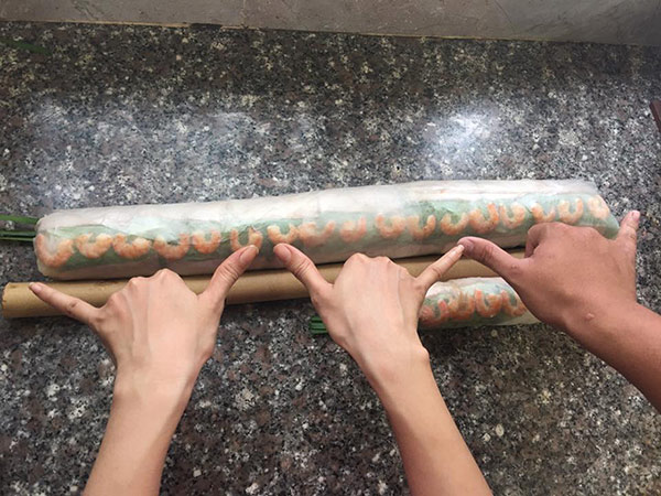 Hóa ra đây là nguồn gốc chiếc gỏi cuốn khổng lồ đang khiến dân mạng “sôi sục” - 3