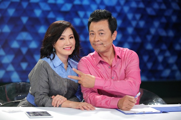 Người bí ẩn 2017: Bảo Anh - Hồ Quang Hiếu hết hồn, trường quay náo loạn vì nghệ sĩ chơi trăn - 3