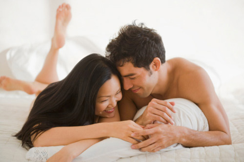 Các bà vợ sẽ giật mình khi biết đàn ông thực sự chỉ nhịn quan hệ được ngần này thời gian - 1