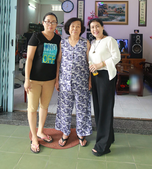 Nghệ sĩ Thanh Thủy, Hiếu Nguyễn hạnh phúc khi ghé thăm khán giả truyền hình Đà Nẵng - 4