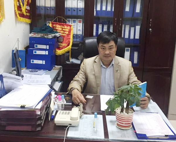 Đêm khuya, thiếu phụ khóc ngất khi phát hiện bí mật chồng giấu kín - 1