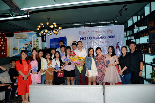 Chàng sinh viên năm thứ 3 Đại học gây bất ngờ bởi khả năng viết truyện đầy triết lý - 4