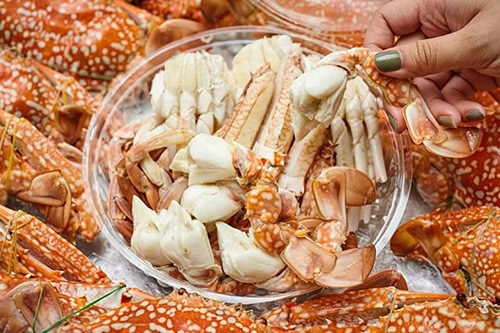 Chỉ là clip bóc ghẹ thôi nhưng lại đang khiến dân mạng Việt xem say mê “quên lối về” - 5