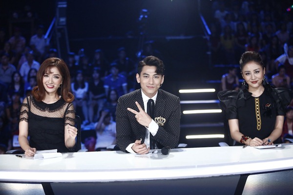 amp;#34;Gái 4 conamp;#34; Minh Hà bất ngờ xuất hiện tại Vietnam Idol Kids cùng ông xã Lý Hải - 16