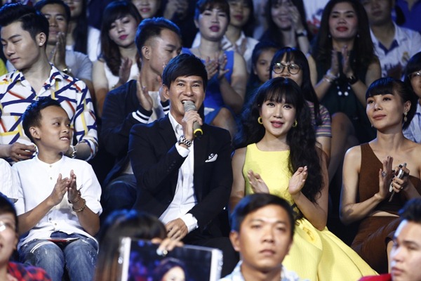 amp;#34;Gái 4 conamp;#34; Minh Hà bất ngờ xuất hiện tại Vietnam Idol Kids cùng ông xã Lý Hải - 1