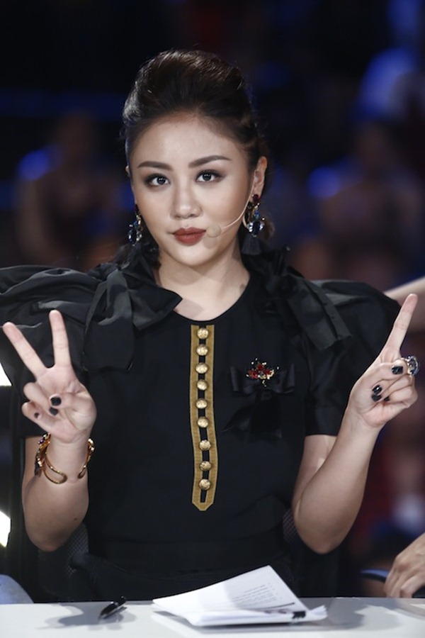 amp;#34;Gái 4 conamp;#34; Minh Hà bất ngờ xuất hiện tại Vietnam Idol Kids cùng ông xã Lý Hải - 11