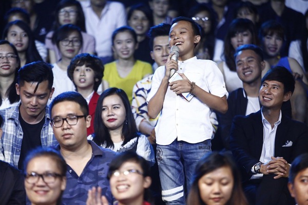 amp;#34;Gái 4 conamp;#34; Minh Hà bất ngờ xuất hiện tại Vietnam Idol Kids cùng ông xã Lý Hải - 5