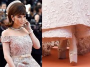 Thời trang - Cannes 2017 ngày cuối: Thánh giày cao gót Lý Nhã Kỳ "quẩy" điệu nghệ trên thảm đỏ