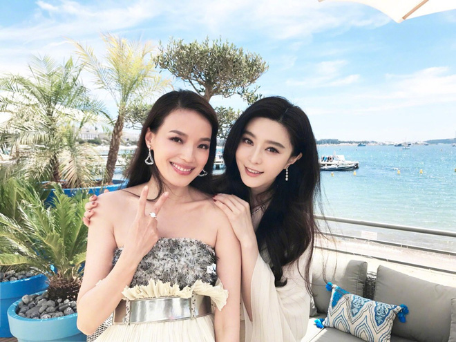 Nếu đứng bên nhau, Thư Kỳ và Phạm Băng Băng đúng là amp;#34;một chín một mườiamp;#34; - 1