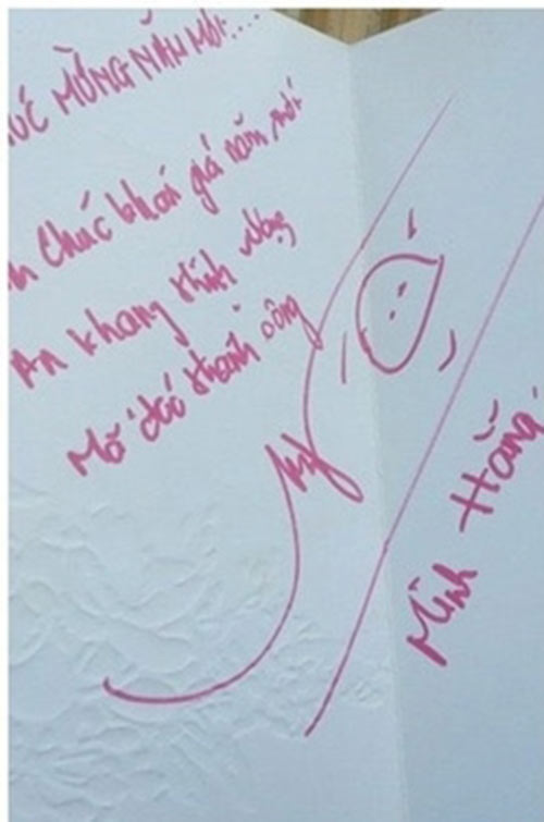 Nhìn chữ viết của Ngọc Trinh ai cũng choáng khi so với chữ viết của Phạm Hương, Elly Trần - 10