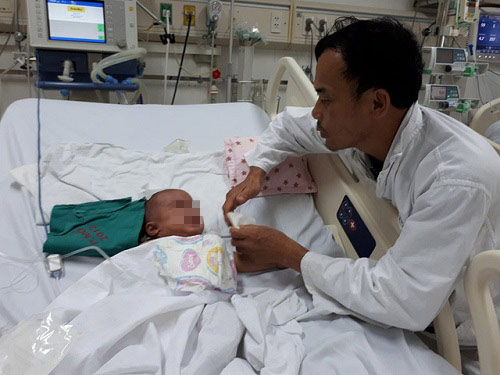 Bé 6 tháng bị chấn thương sọ não vì ngã võng, lời cảnh tỉnh cho bậc cha mẹ - 1