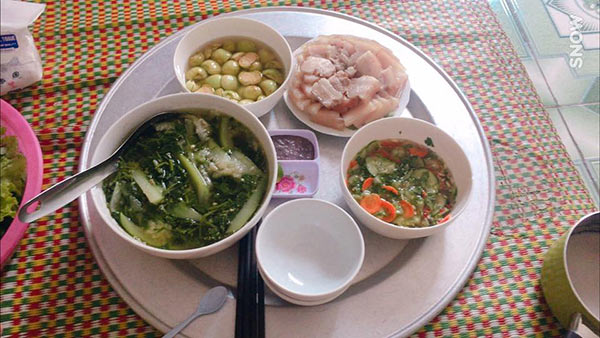Cô vợ trẻ tư vấn bữa cơm 2 người sống giữa Hà Nội chỉ tốn 15 nghìn gây tranh cãi - 7