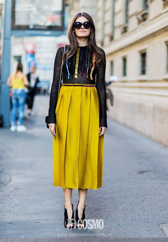 Từ 60 năm trước, cô ấy đã đón đầu xu hướng hot nhất 2017 - 7