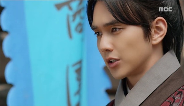 “Mặt nạ quân vương”: Yoo Seung Ho “sướng rơn” vì được Kim So Hyun tỏ tình - 2