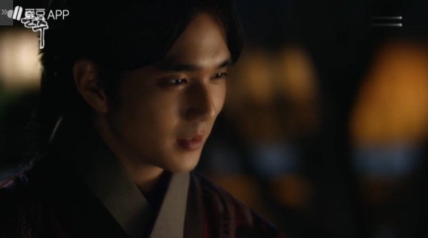 “Mặt nạ quân vương”: Yoo Seung Ho “sướng rơn” vì được Kim So Hyun tỏ tình - 3