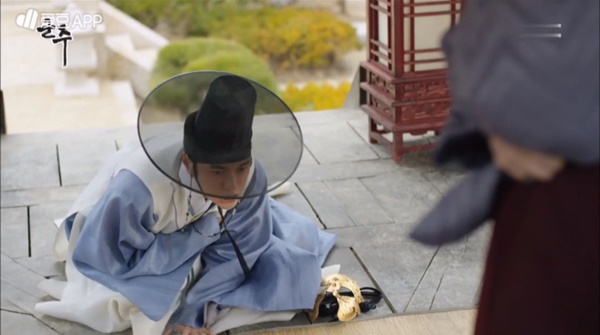 “Mặt nạ quân vương”: Yoo Seung Ho “sướng rơn” vì được Kim So Hyun tỏ tình - 7