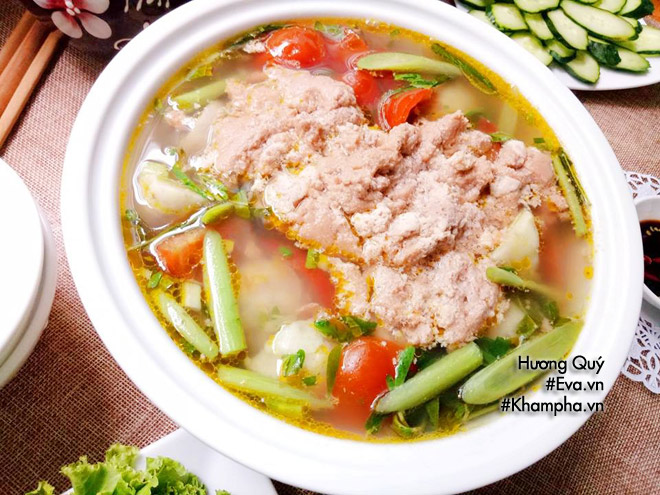 Canh riêu cua khoai sọ vợ nấu thế này chồng nào chả mê