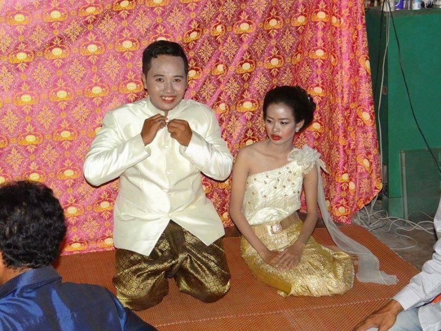 Cô dâu chú rể “hận cả đời” vì bị hóa thành hề trong ngày cưới - 4