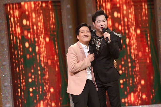 Trường Giang thân thiết ôm eo danh ca Ngọc Sơn khi gặp lại - 8