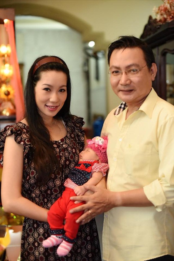 Liều mình sinh con ở tuổi ngoài 40 - 50, 4 mỹ nhân Việt này vẫn đẹp bất chấp - 6