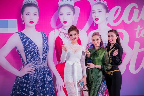 Ông xã lái siêu xe 10 tỷ đưa Á hậu Diễm Trang đi sự kiện - 13