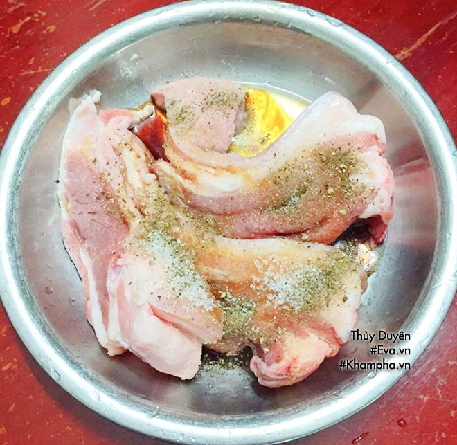 Cuối ngày vào bếp có ngay món thịt ba rọi chiên kiểu Thái - 2